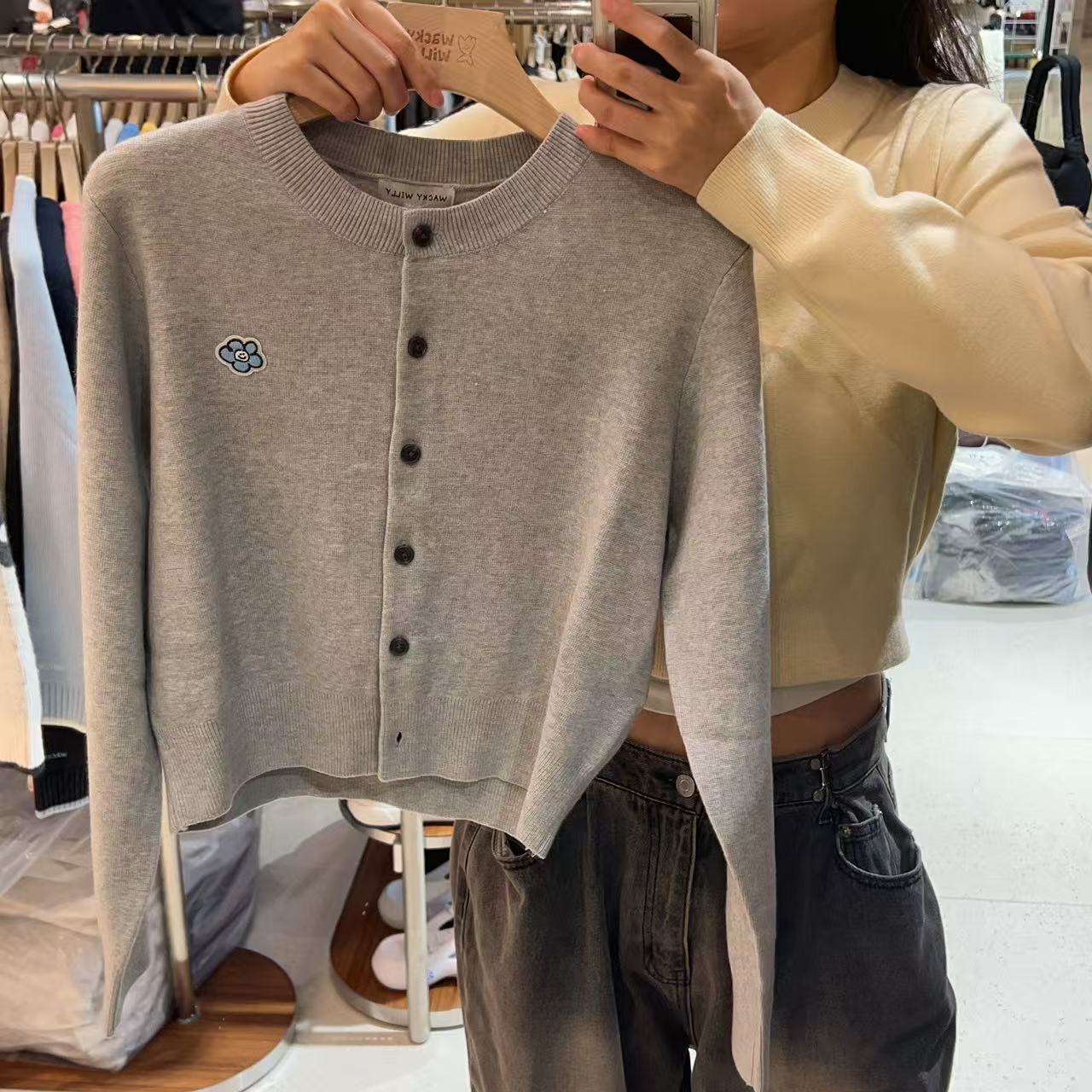 韓國 Wacky Willy Women's Lily Wappen Round Neck Cardigan【WW036】