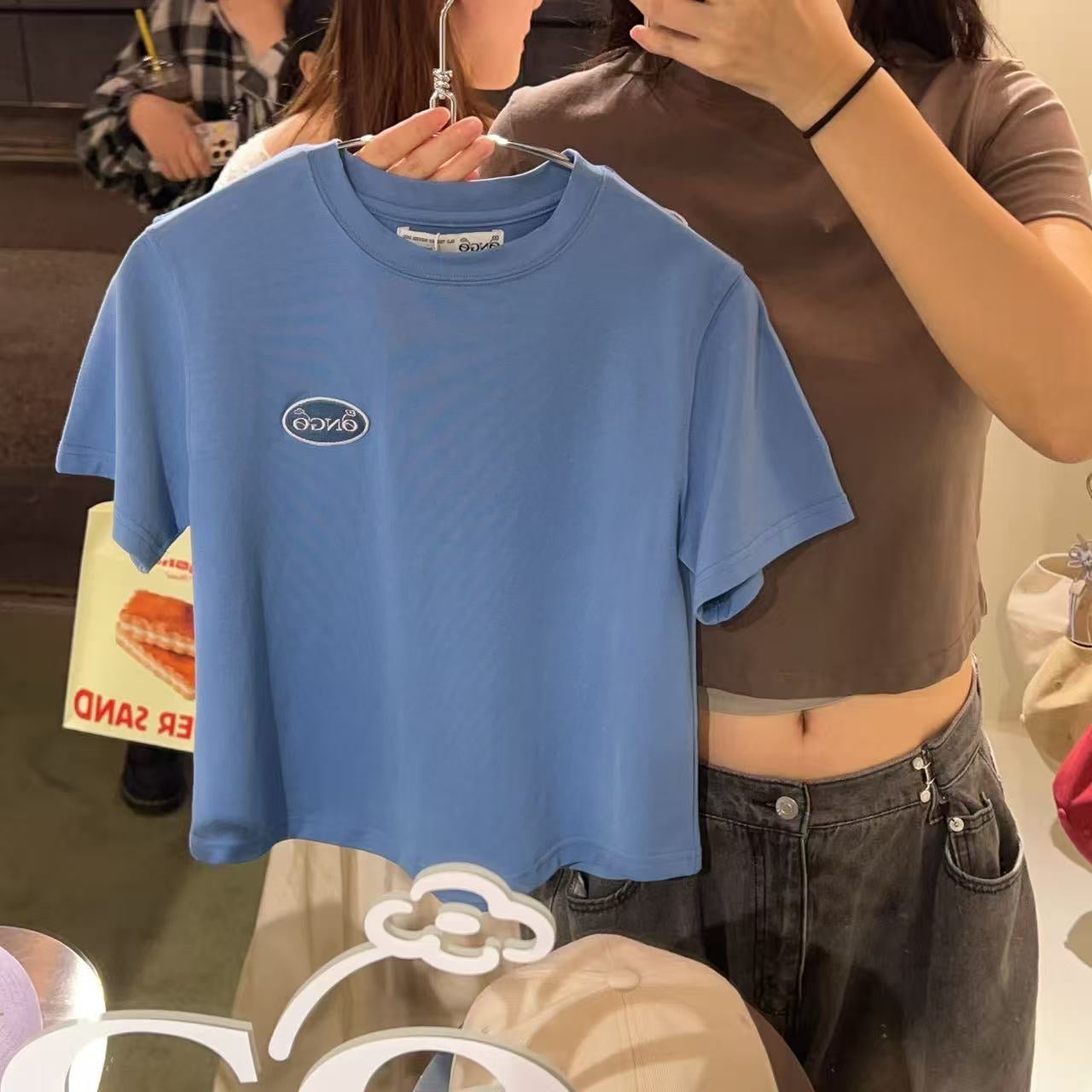 韓國 ONGO Wappen Crop Tee【ON020】