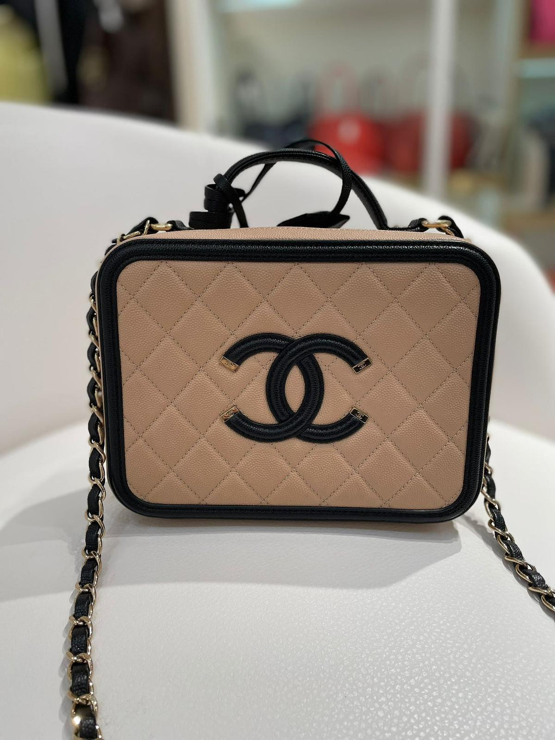 二手 Chanel 相機包  訂金 $500 總售價 $14980【JS549】