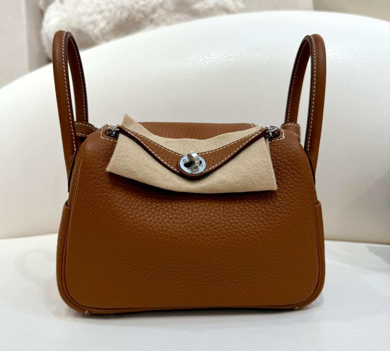 全新Mini Lindy 金棕色銀扣  訂金 $500 總售價 $73980【JS612】