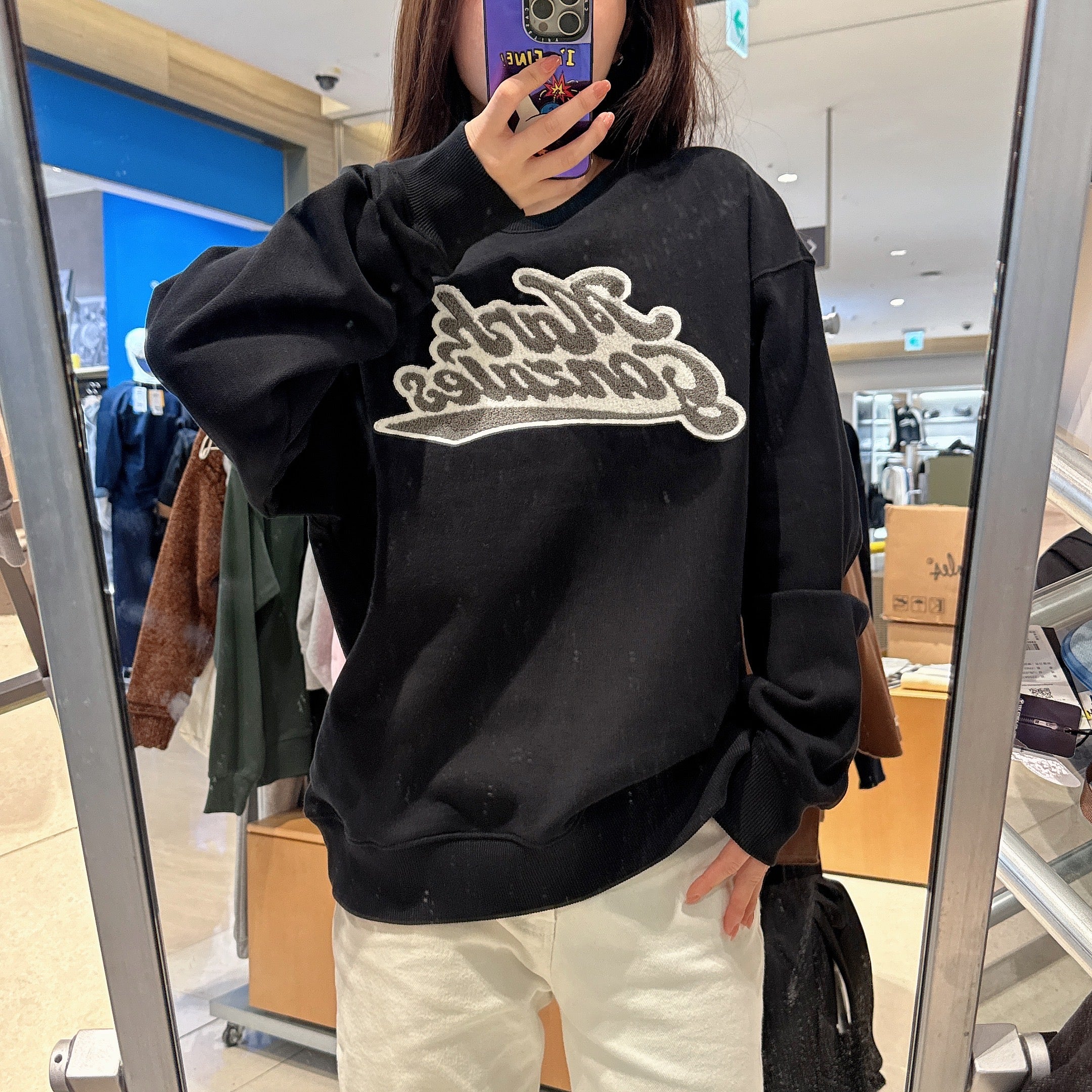 韓國 Mark Gonzales Typo Boucle Embroidery Sweatshirt【MG194】