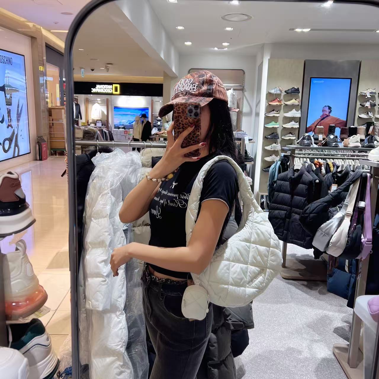 韓國 Discovery Melrose Quilted Shoulder Bag M【DY107】