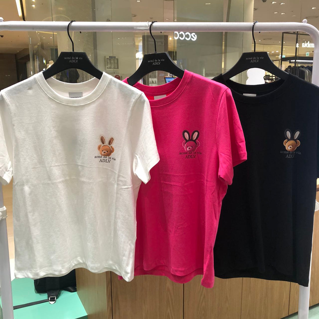 韓國 ADLV RABBIT BEAR DOLL LOGO SHORT SLEEVE T-SHIRT【AD007】