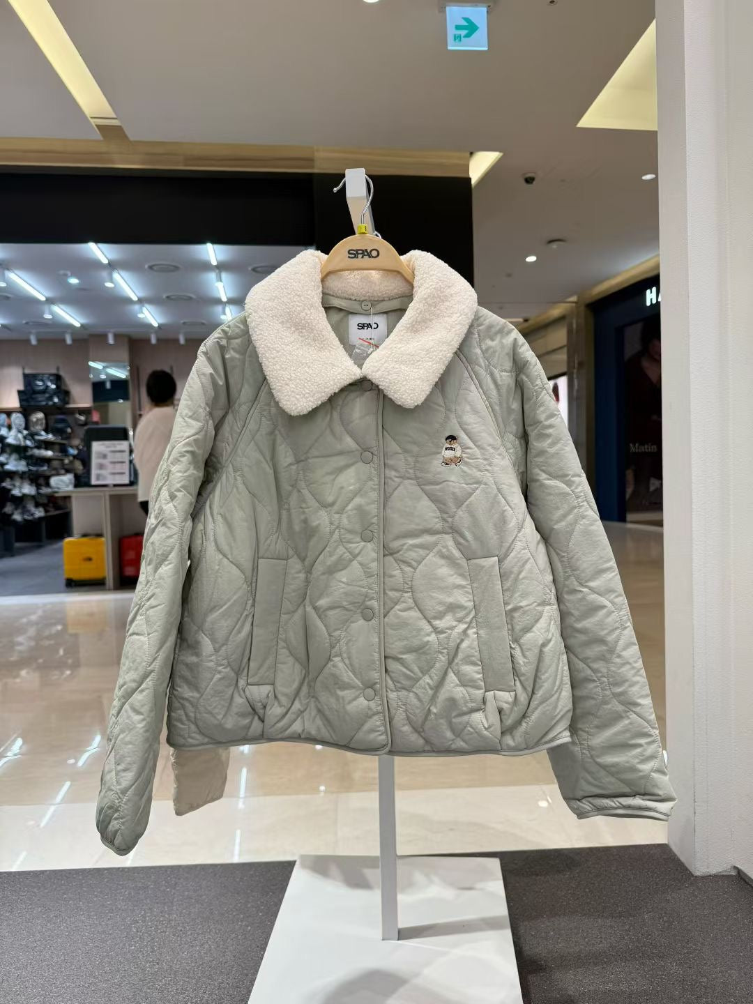 韓國 SPAO Detachable Collar Lightweight Quilted Jacket【SP240】