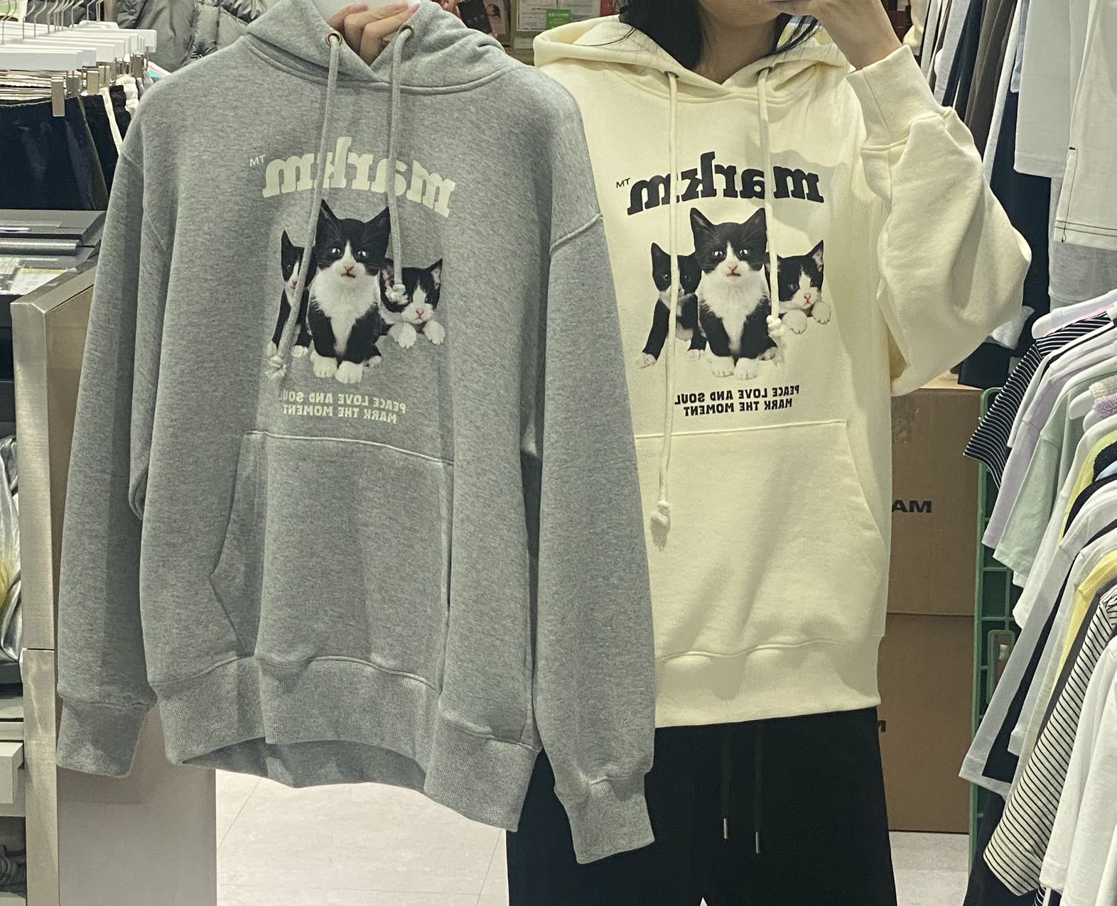 韓國 Markm KITTEN PULLOVER HOODIE【MA049】 - STT Mall HK 靚太網購