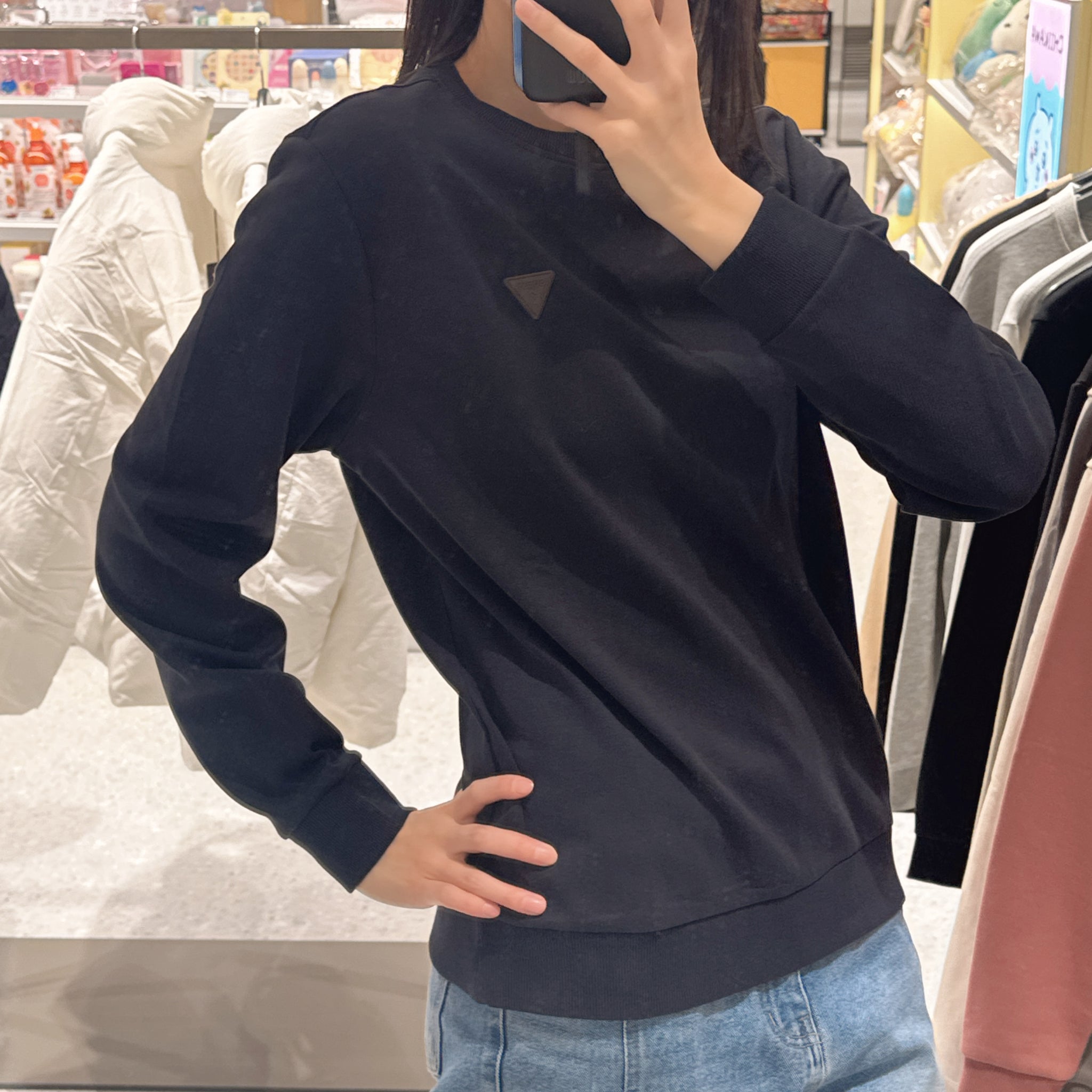 韓國 Guess Sweatshirt【GU030】