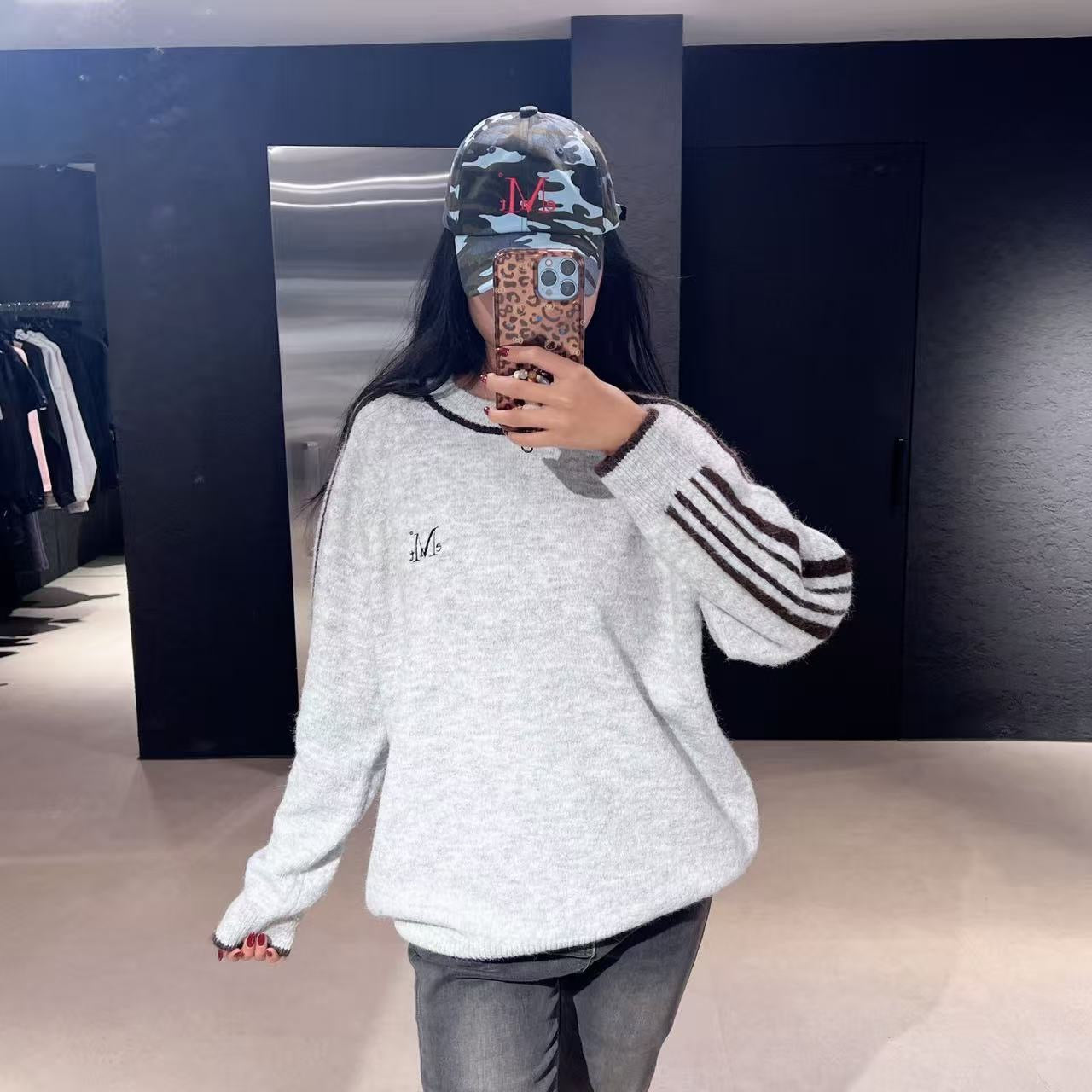 韓國 Mucent Herne Track Line Raglan Loose Fit Knit【MU118】