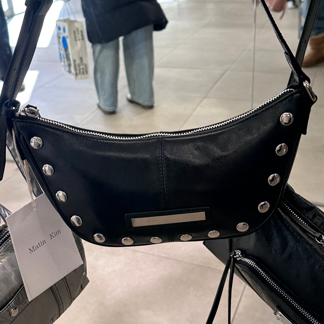 韓國 Matin Kim STUD LEATHER SHOULDER BAG【MK012】 - STT Mall HK 靚太網購