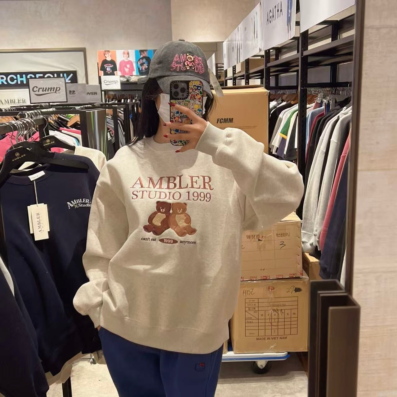 韓國 Ambler Cheat Day Embroidered Sweatshirt【AR039】 - STT Mall HK 靚太網購