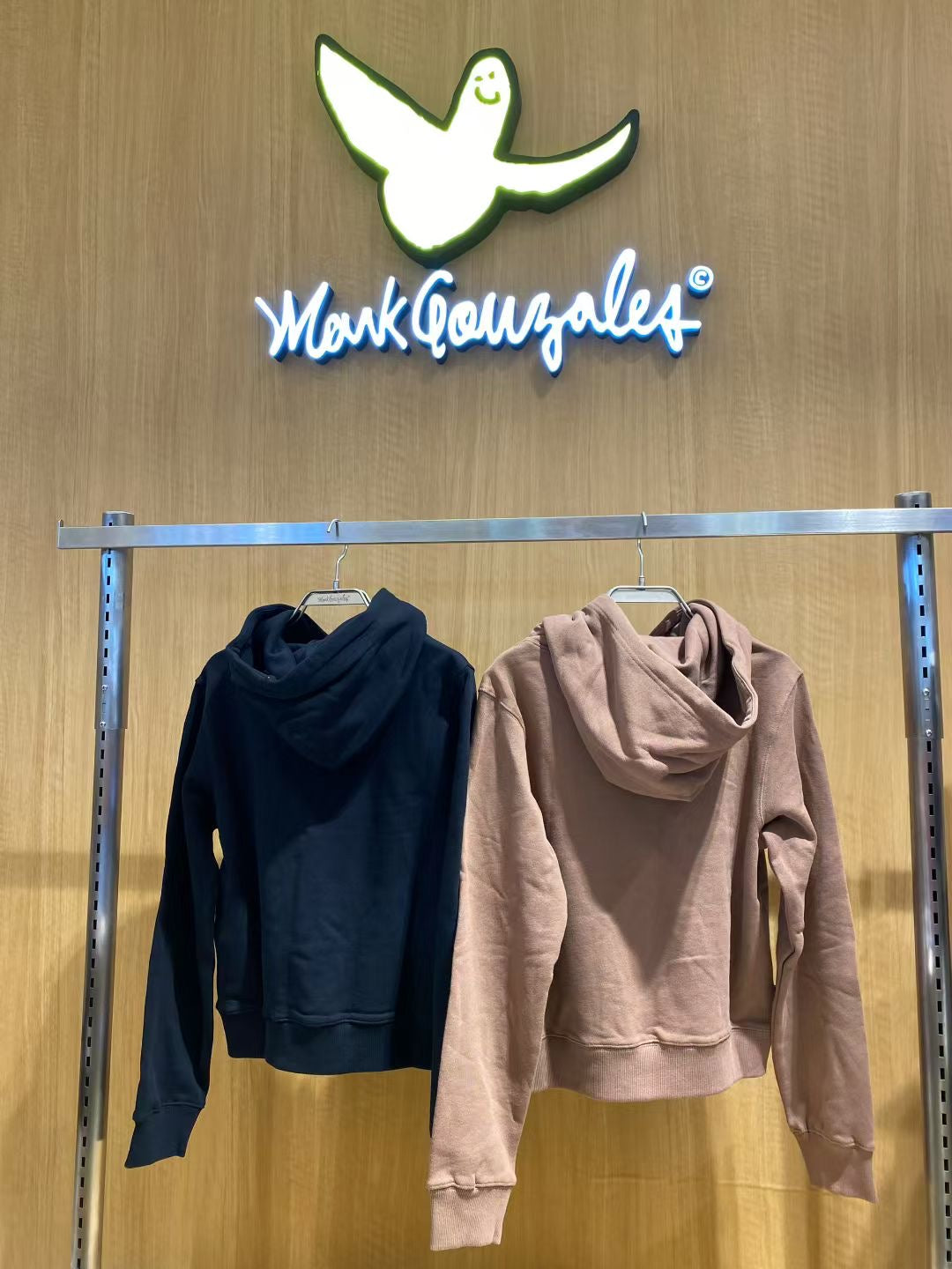 韓國 Mark Gonzales Women&