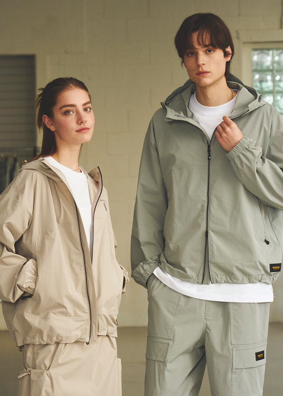 韓國 Beentrill Spray Logo Woven Jumper【BL070】