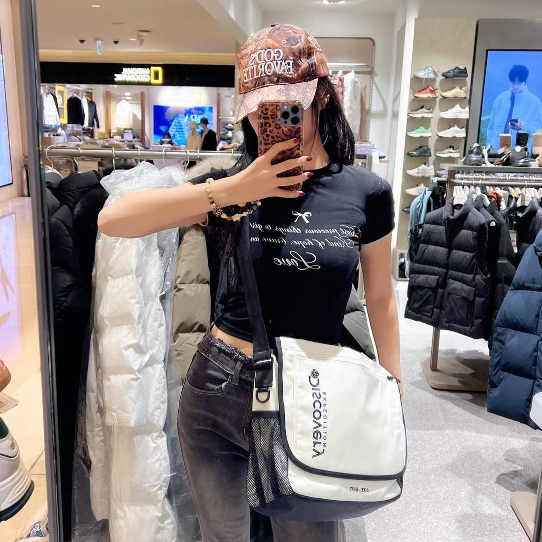 韓國 Discovery Like Air Shift 2 Messenger Bag【DY110】