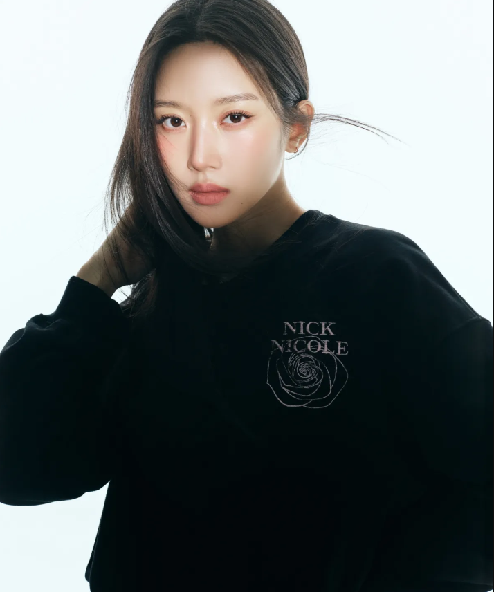 韓國 Nick Nicole MINI VOLUME NICOLE ROSE SWEATSHIRT【NN039】