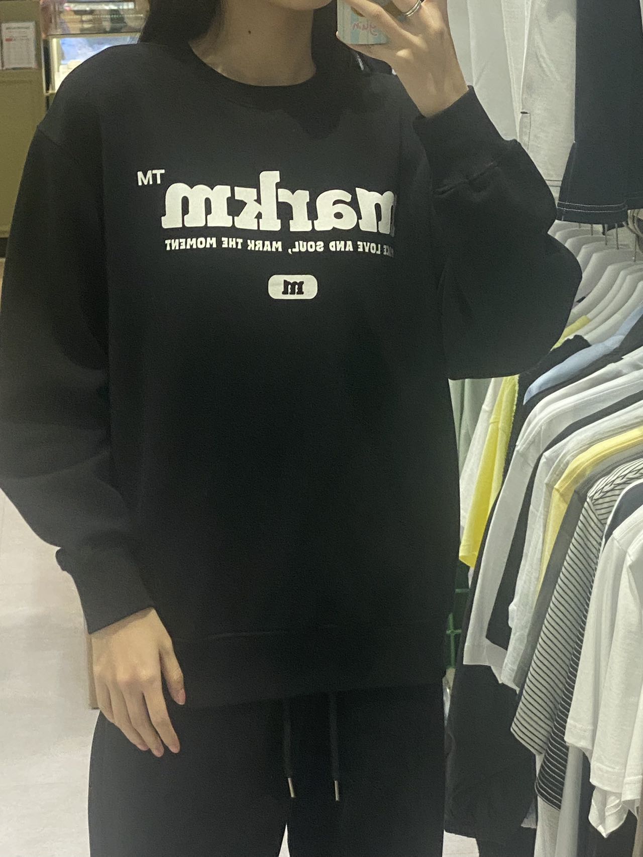 韓國 Markm BIG LOGO CREW NECK SWEATSHIRT【MA042】