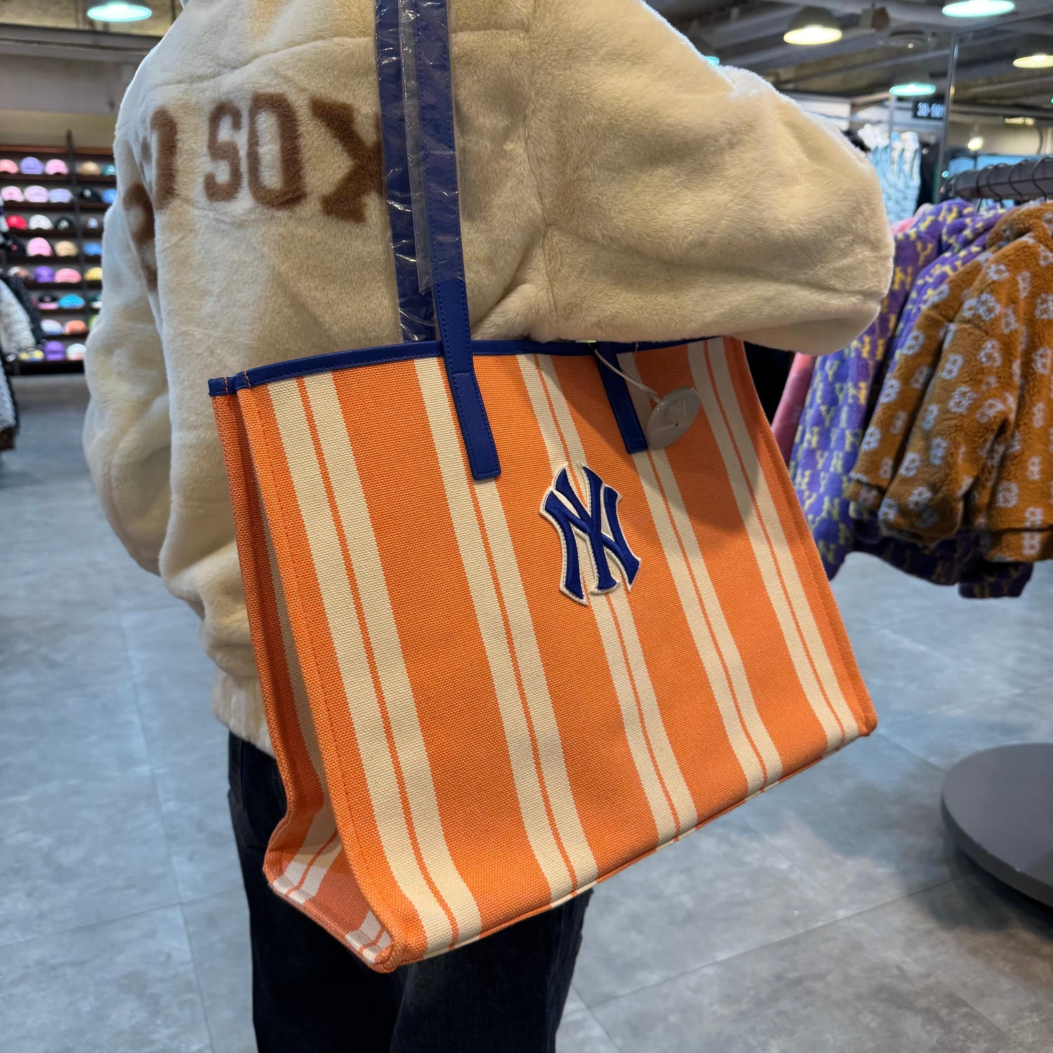 韓國 MLB Ethnic Stripe Tote Bag 【MB085】 - STT Mall HK 靚太網購