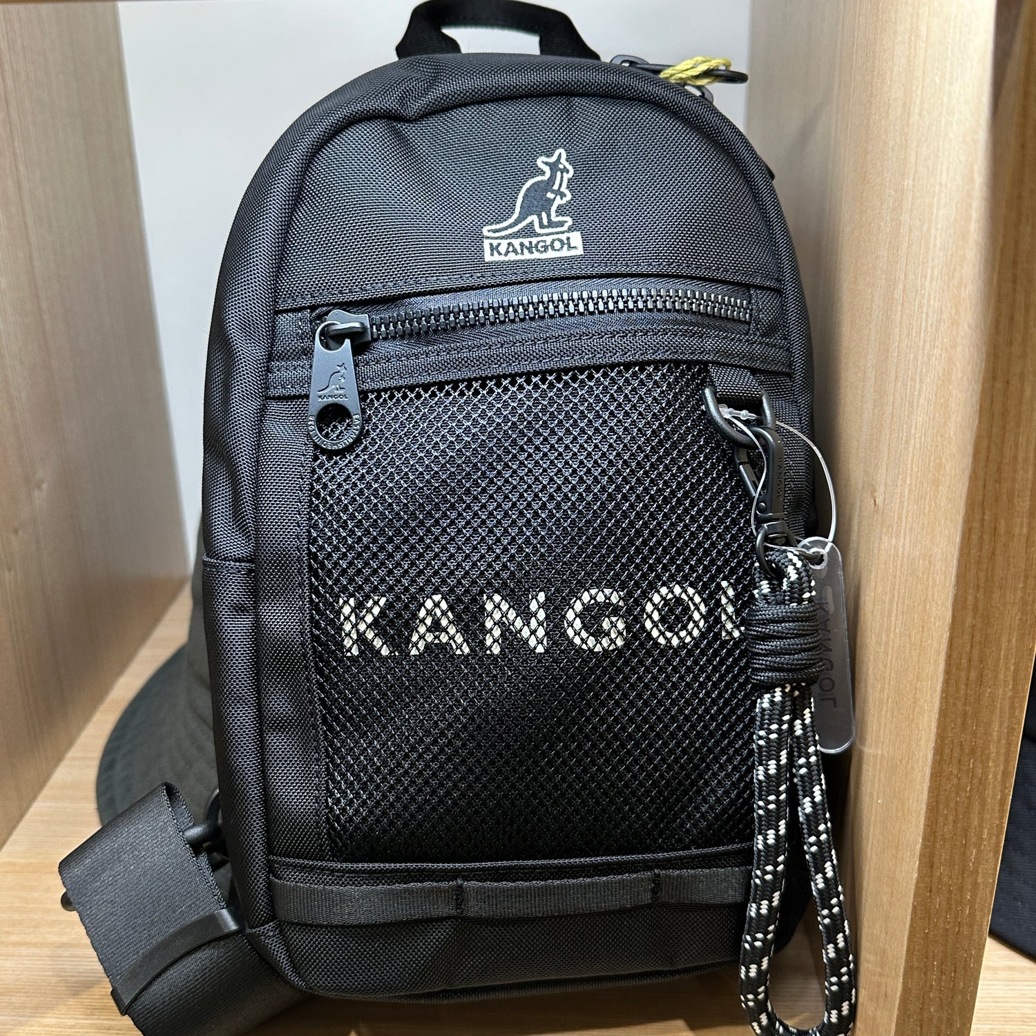 韓國 KANGOL Icon Alpha Sling Bag【KL102】