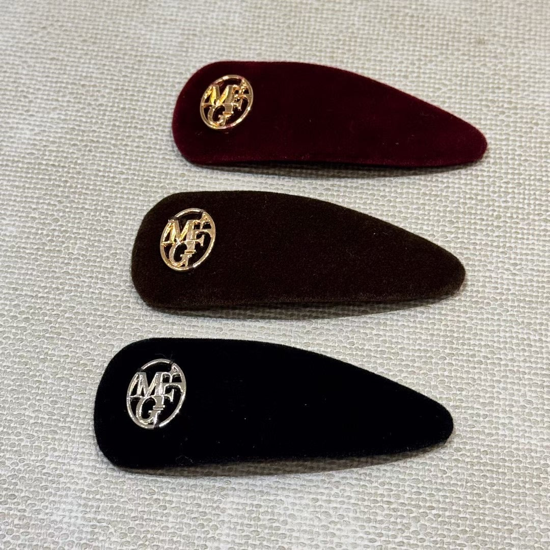 韓國 Marithe Francois Girbaud Circle Logo Velvet Hair Pin【MF732】