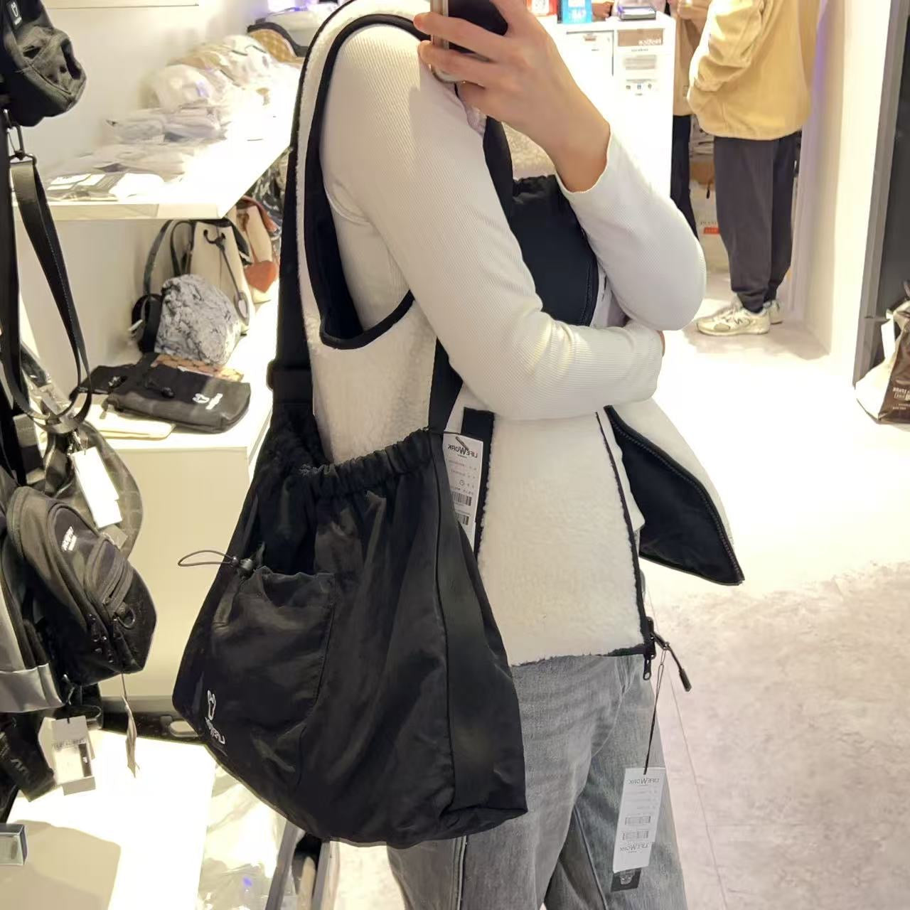 韓國 LifeWork Shirring Face Radock Crossbody Bag【LW050】