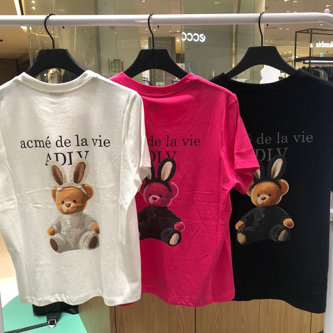 韓國 ADLV RABBIT BEAR DOLL LOGO SHORT SLEEVE T-SHIRT【AD007】
