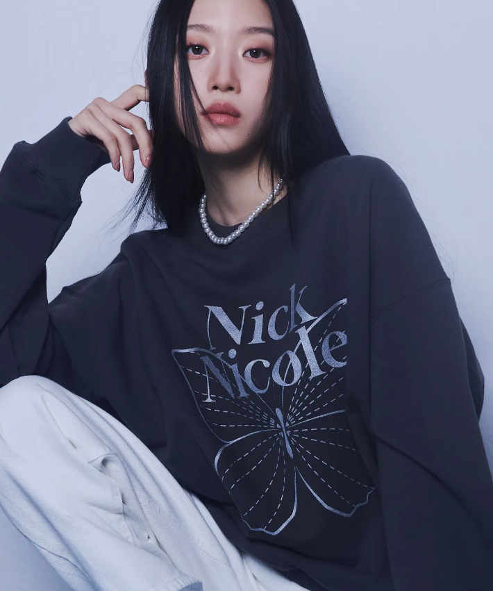 韓國 Nick Nicole BUTTERFLY SIGNATURE SWEATSHIRT【NN041】