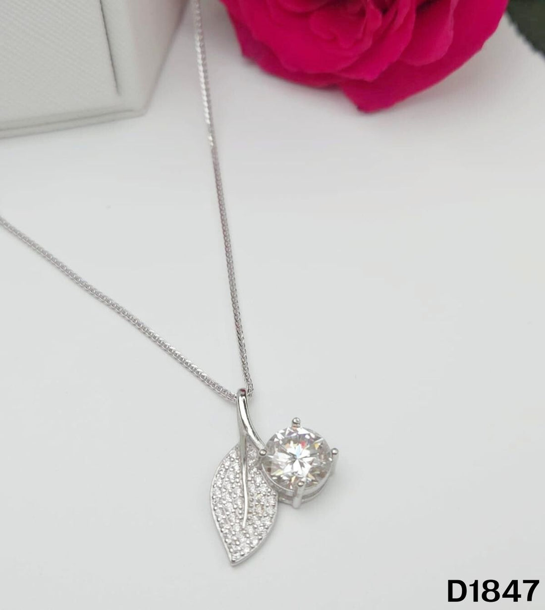 S925銀 莫桑鑽吊墜 D1847-3Ct【SS840】
