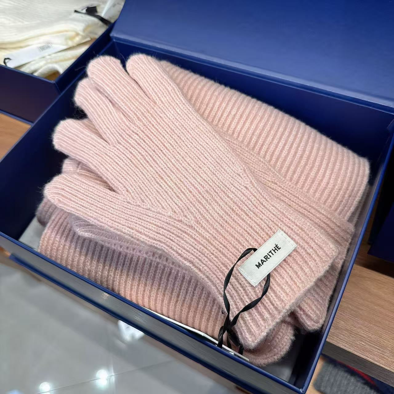 韓國 Marithe Francois Girbaud Regular Logo Muffler & Glove【MF773】