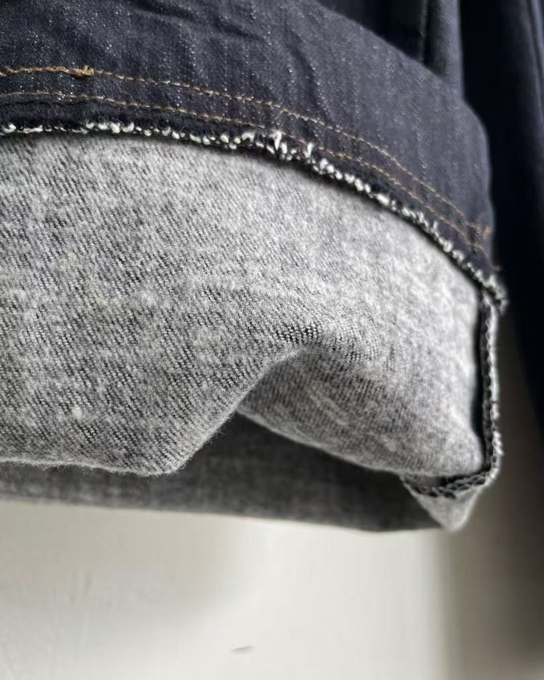 韓國 HowLuk 牛仔褲 刷薄毛  (冬季款)【H2558】