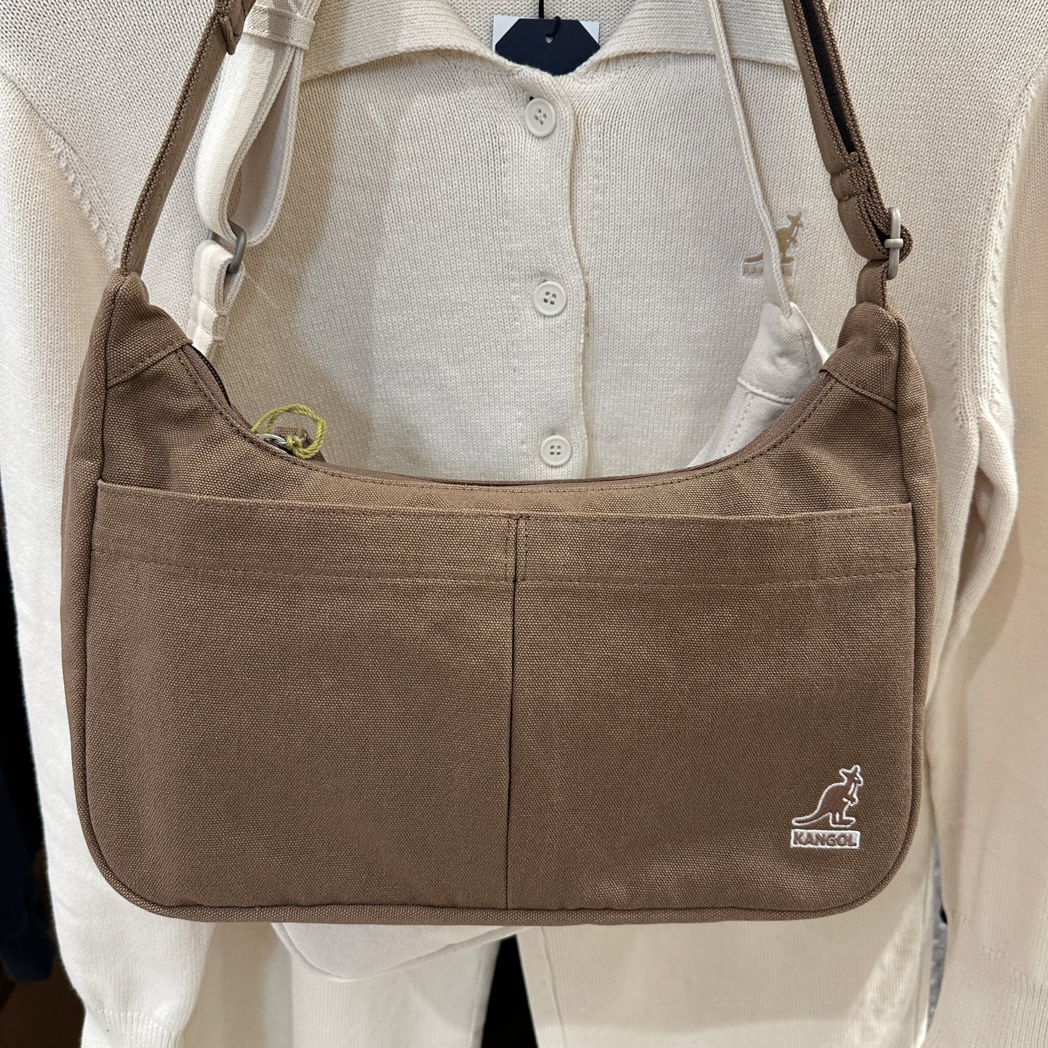 韓國 KANGOL Retrocore Canvas Crossbody Bag【KL149】