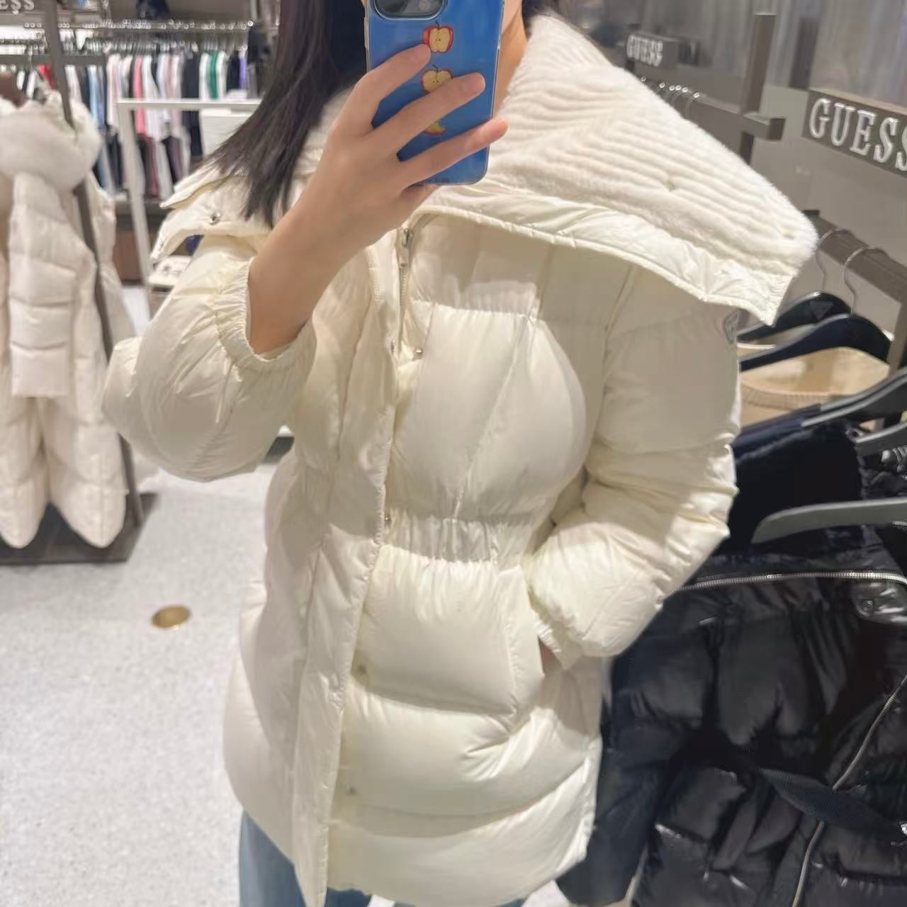 韓國 Guess Wide Fur Mid-Hip Glam Down (鴨絨)【GU019】