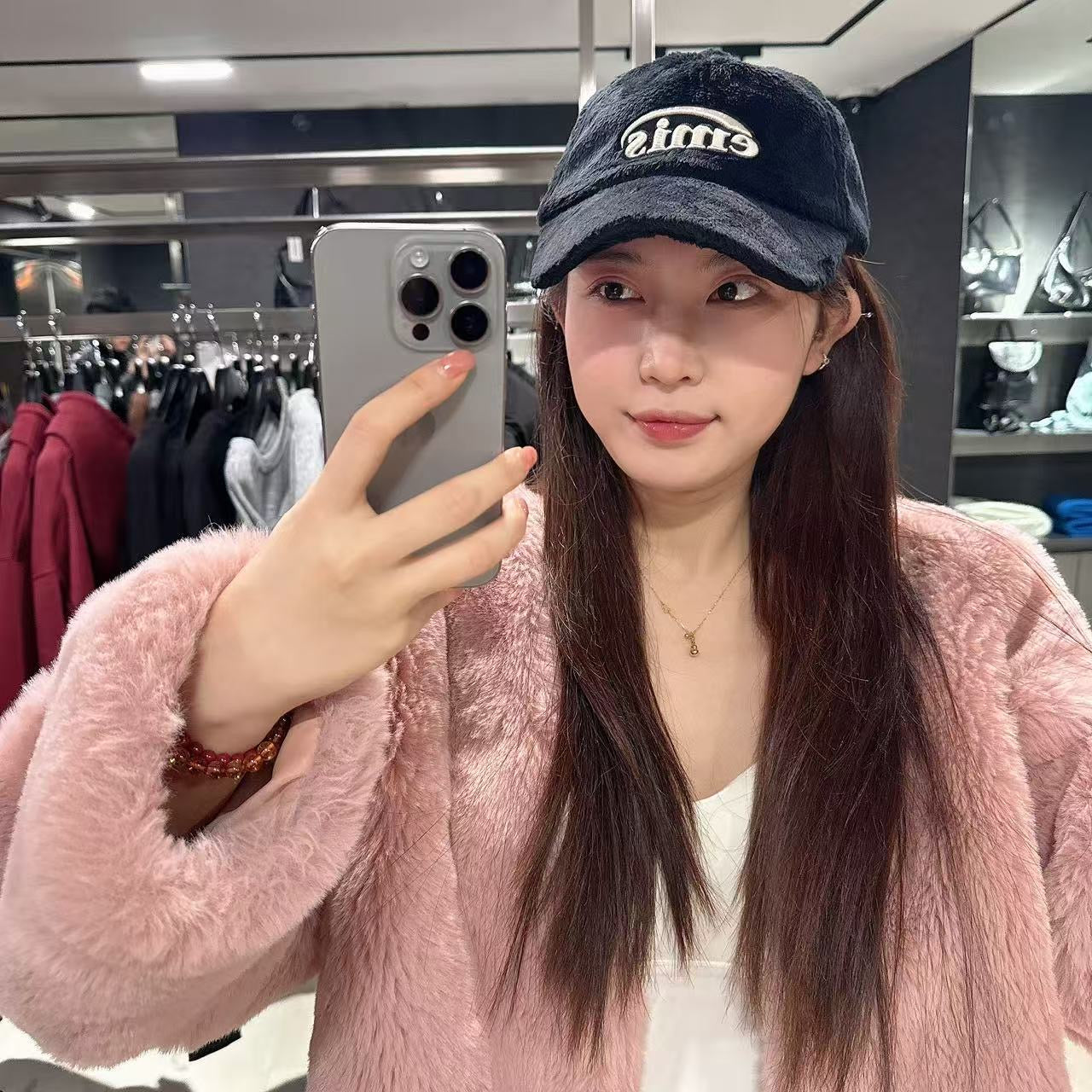 韓國 EMIS Fur Ball Cap【ES101】