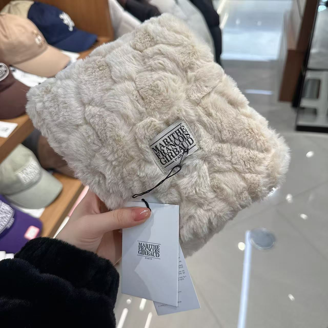 韓國 Marithe Francois Girbaud Classic Logo Fur Muffler【MF774】