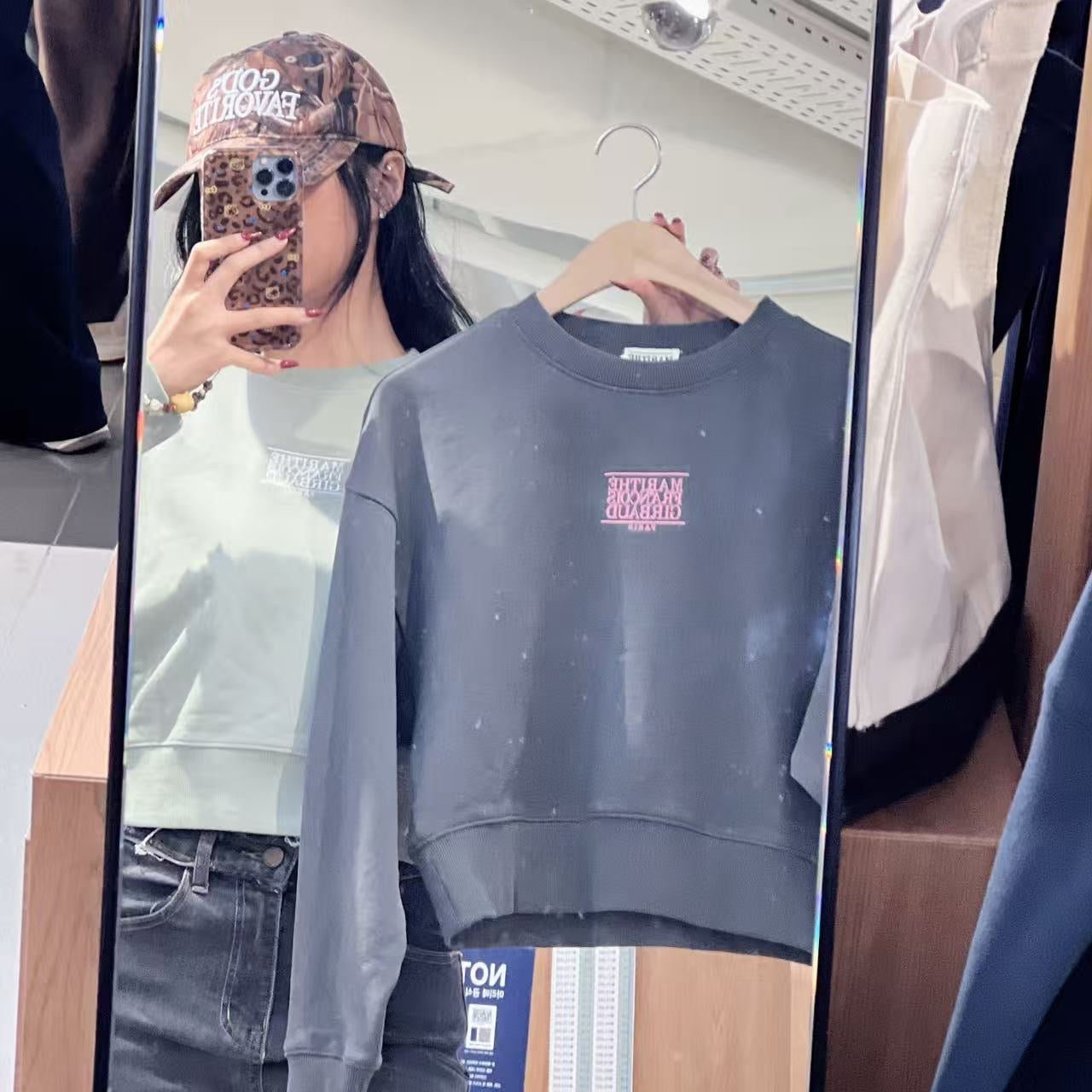 韓國 Marithe Francois Girbaud W Small Classic Logo Crop Sweatshirt【MF661】