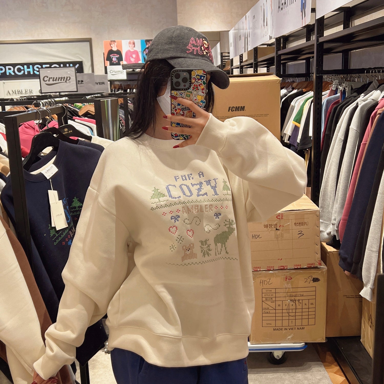 韓國 Ambler Cozy Day Nordic Embroidery Sweatshirt【AR043】 - STT Mall HK 靚太網購