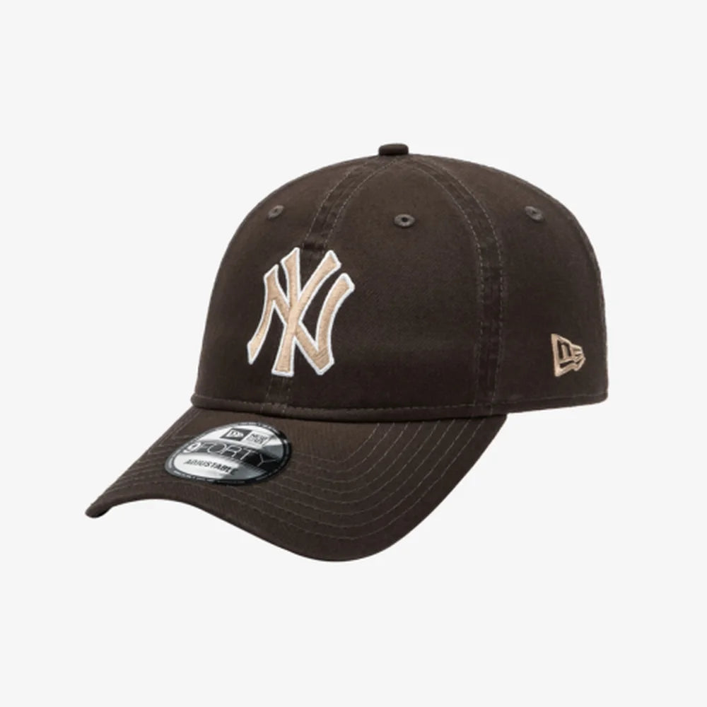 韓國 New Era New York Yankees Basic Outline Unstructured Ball Cap【NR089】