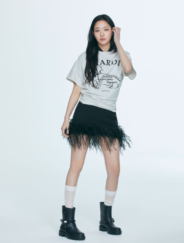 韓國 Mardi Mercredi TSHIRT SWING THE TAIL DDANJI FLOWER CHOKER