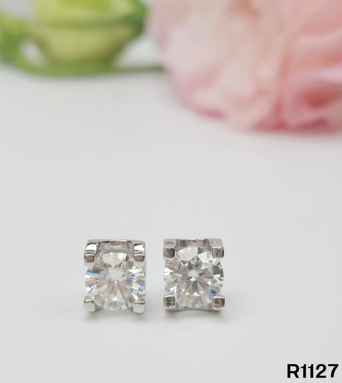 S925銀 莫桑鑽耳釘 R1127-1Ct【SS766】