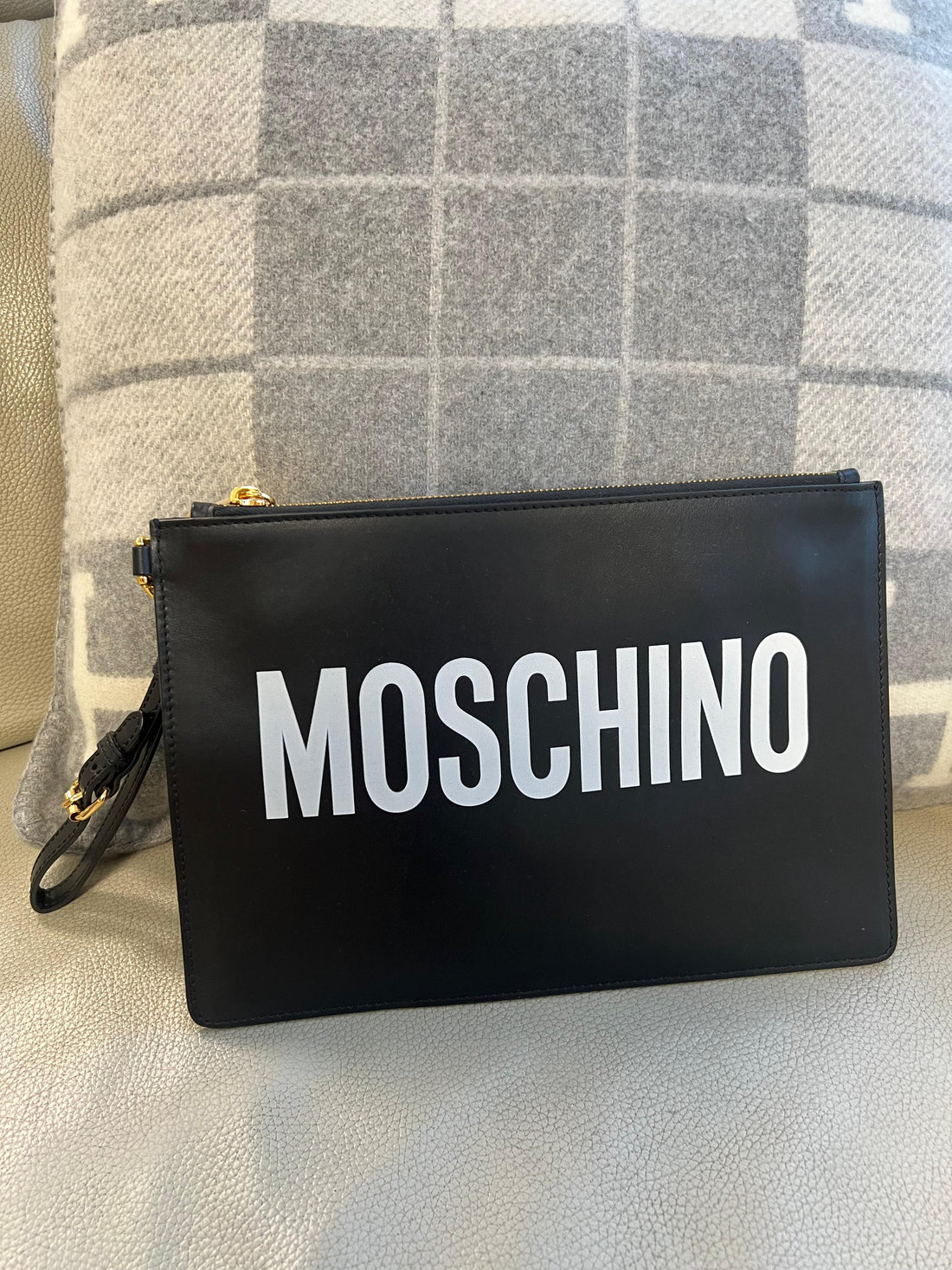 【Brand New】Moschino 手拎包【ST026】