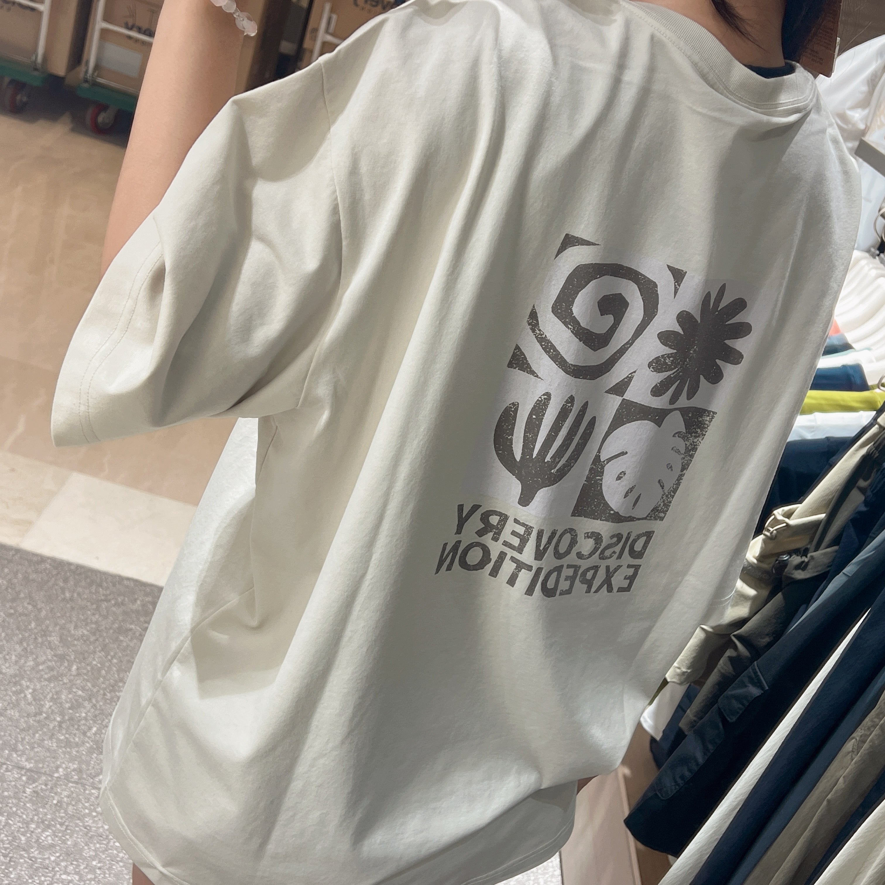 韓國 Discovery Fresh Event Washing Outdoor Frame Graphic Short Sleeve T-Shirt凉爽防晒面料【DY036】