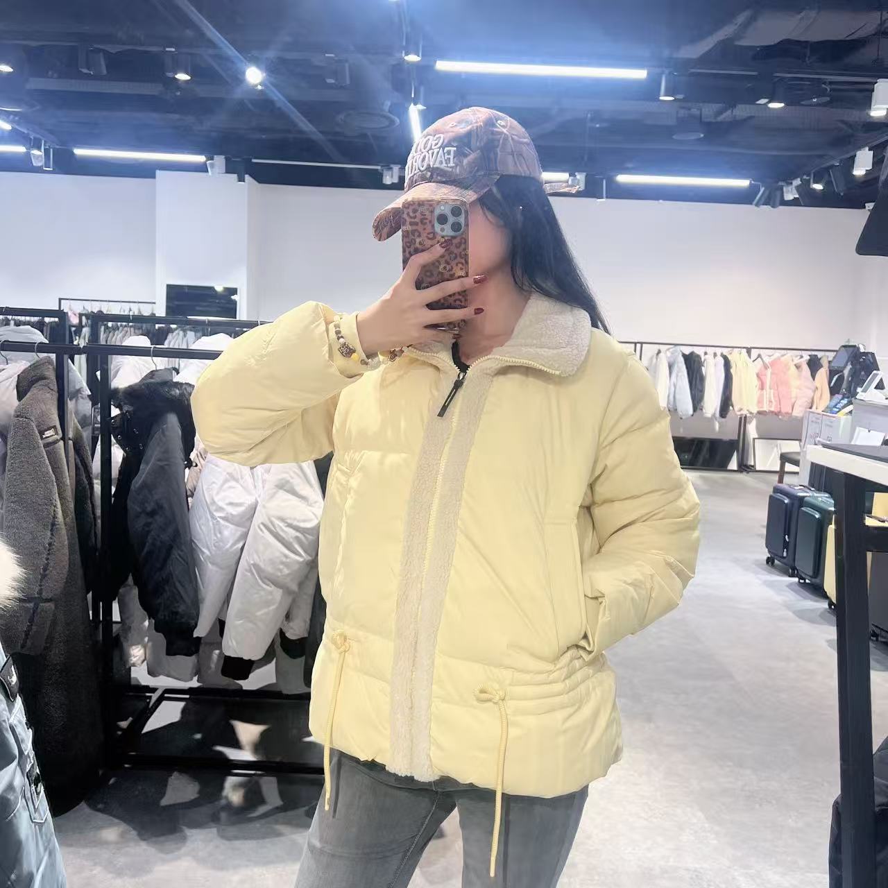 韓國 National Geographic Women's Fleece Two-tone Short-Length Goose Down Jumper (鵝絨)【NG050】