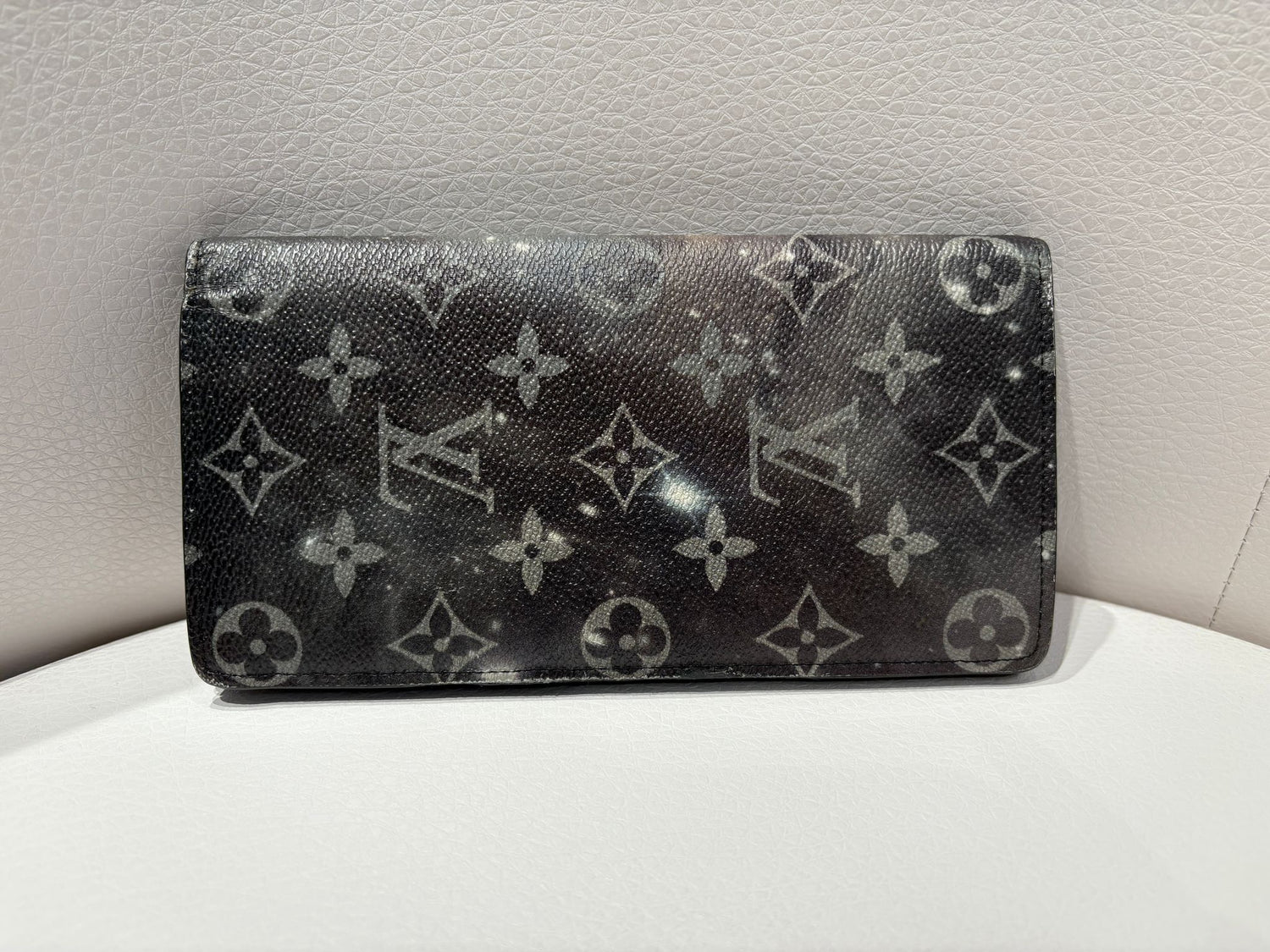 二手LV 星空款黑色長銀包 【JS484】