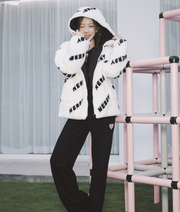 韓國 Nerdy MUHLY REVERSIBLE LOGO JACKET【NY218】