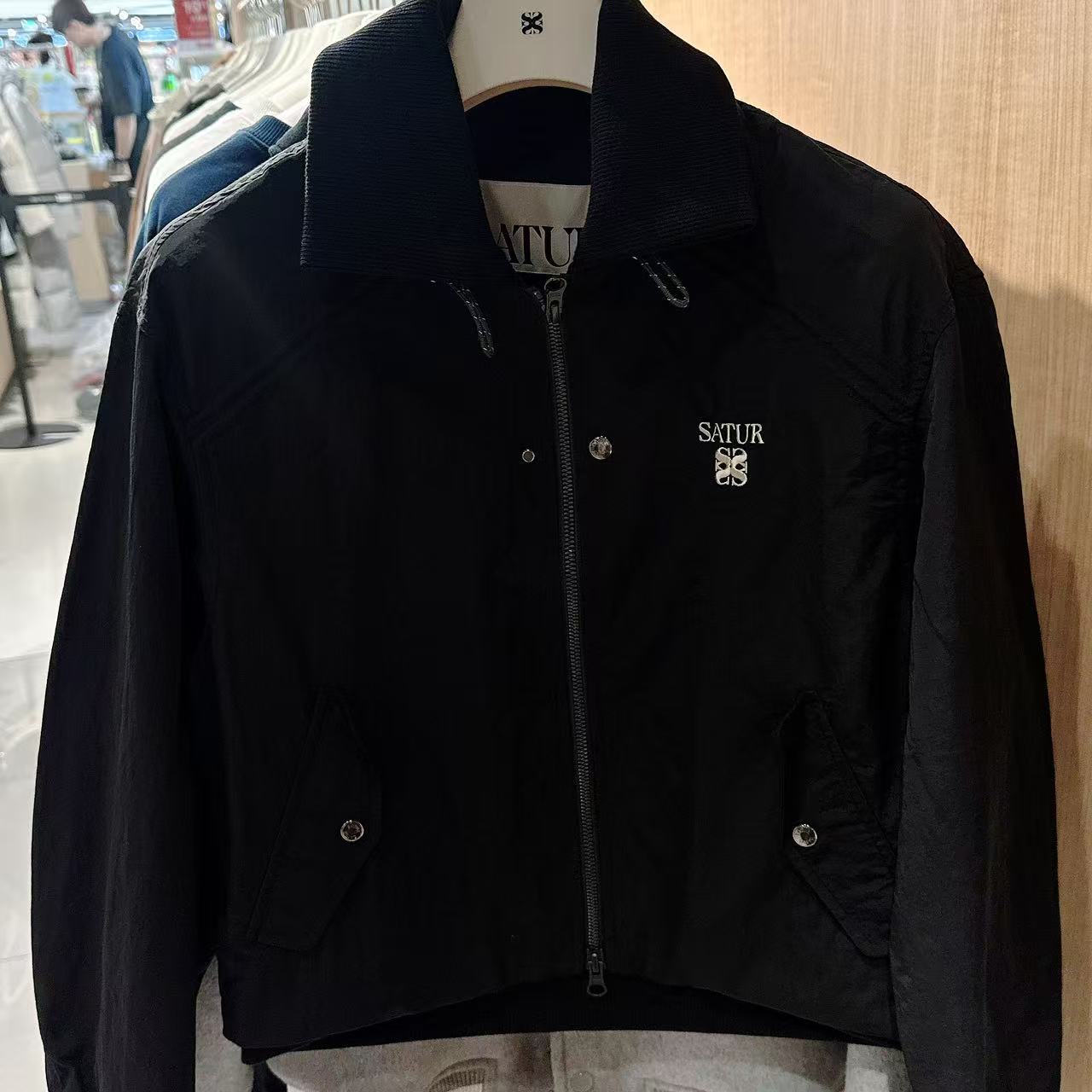韓國 Satur (W) Maroon Nylon Crop Bomber Jacket【SR130】