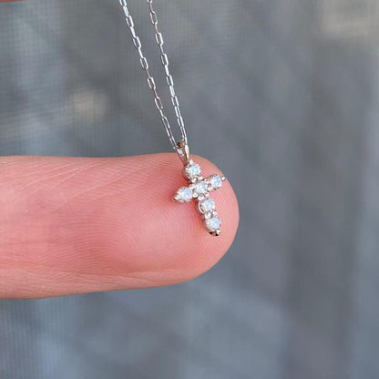 日本直送 精緻鑽石十字架項鍊【JS343】