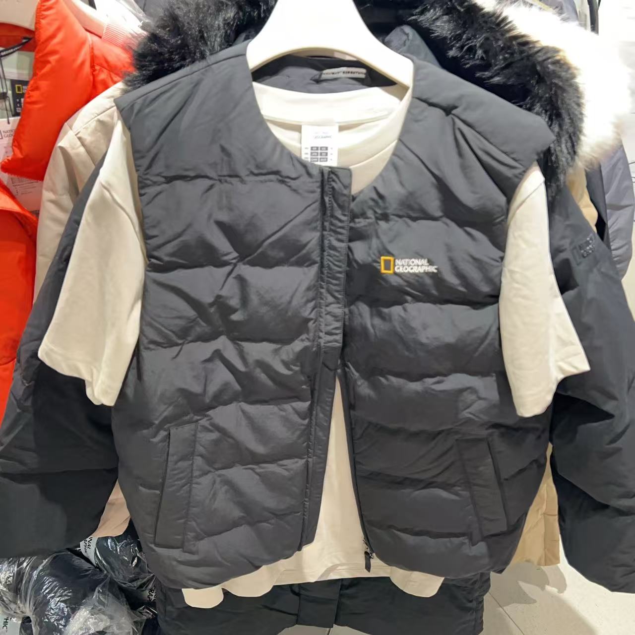 韓國 National Geographic 男女同款 HERON 輕量 羽絨背心 (鵝絨)【NG014】