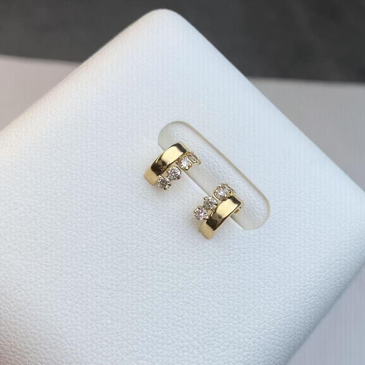 日本直送 半圈弧面鑽石金耳釘【JS435】