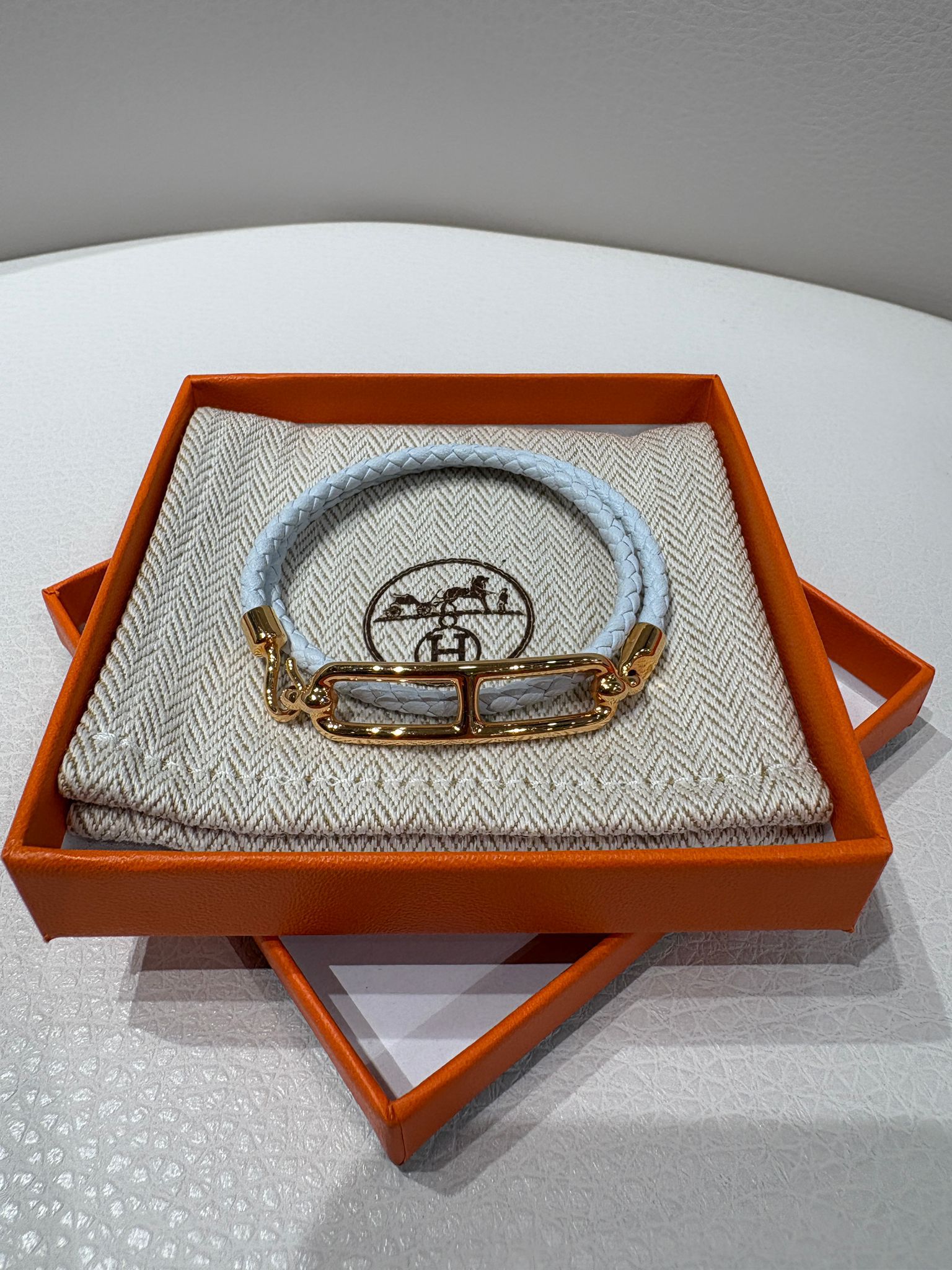 未使用品Hermes 豬鼻手繩 【JS471】