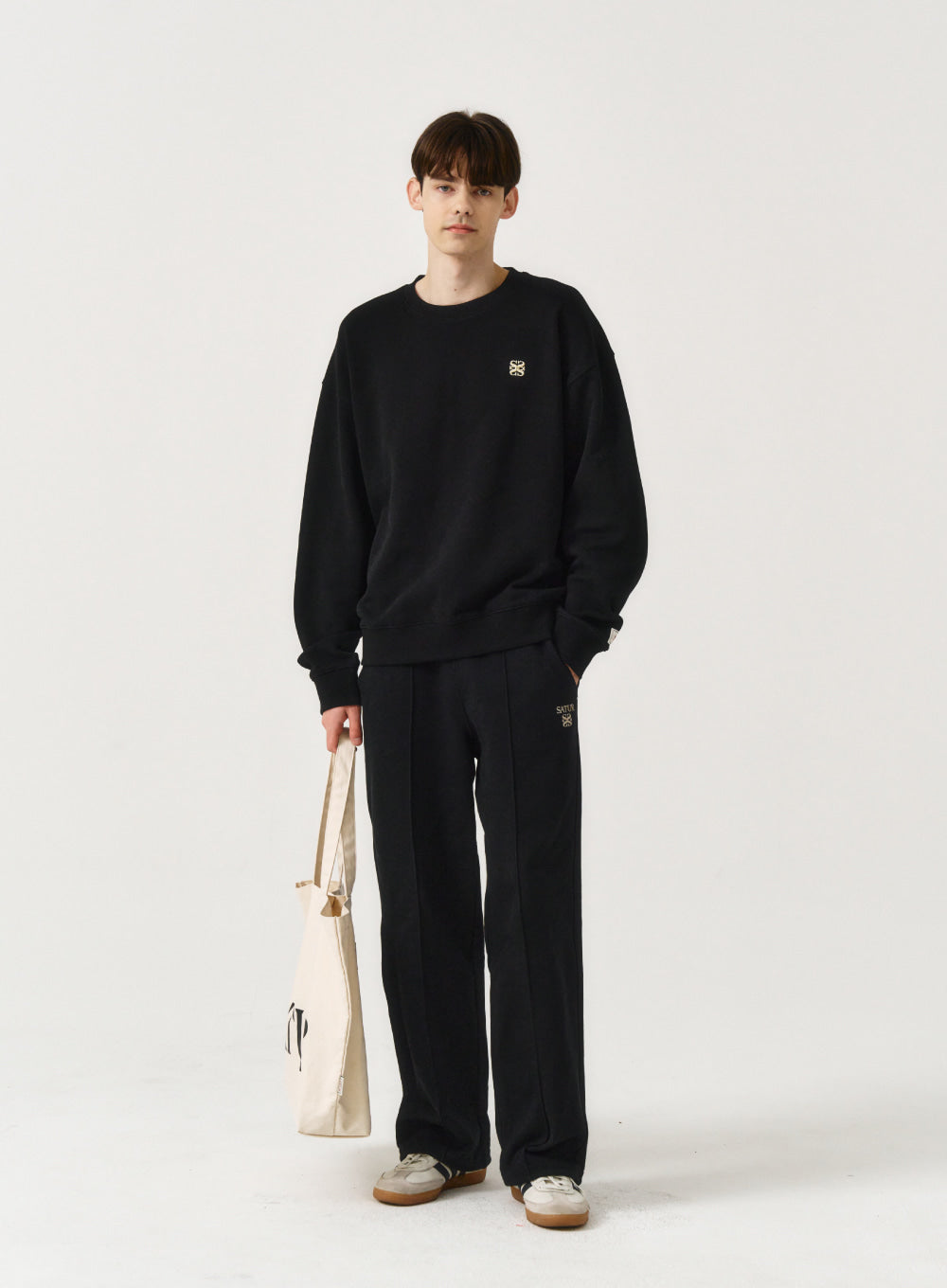 韓國 Satur Classic Logo Basic Sweatshirt【SR013】