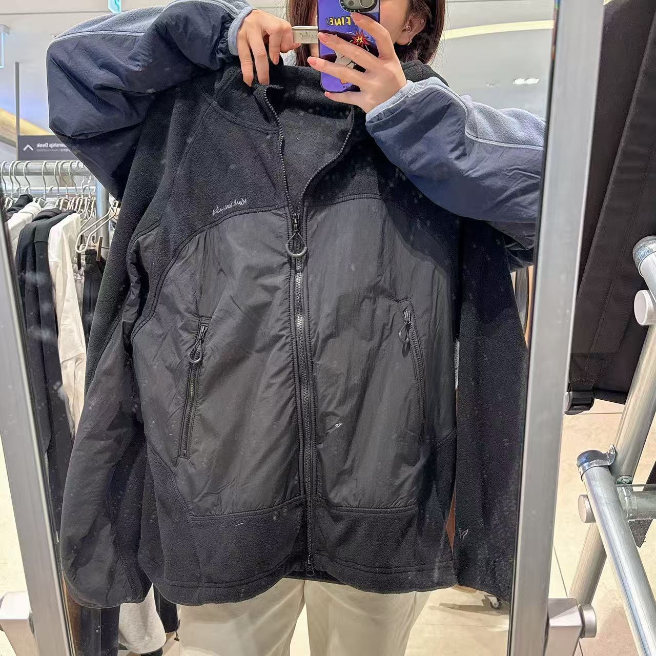 韓國 Mark Gonzales Sign Logo Woven Two-Color Fleece Hooded Jacket【MG203】