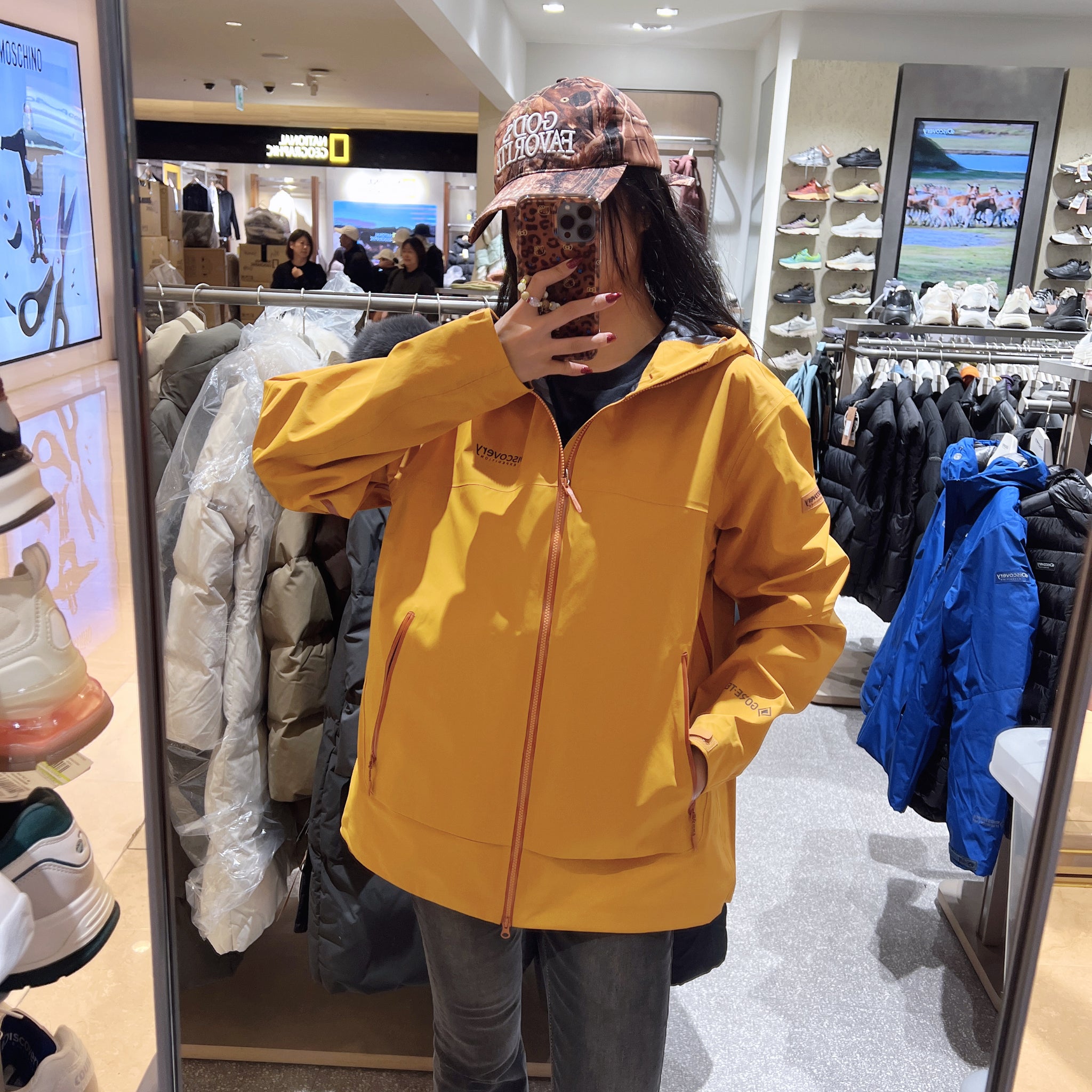 韓國 Discovery Men's Gore-Tex 3L Waterproof Jacket【DY060】