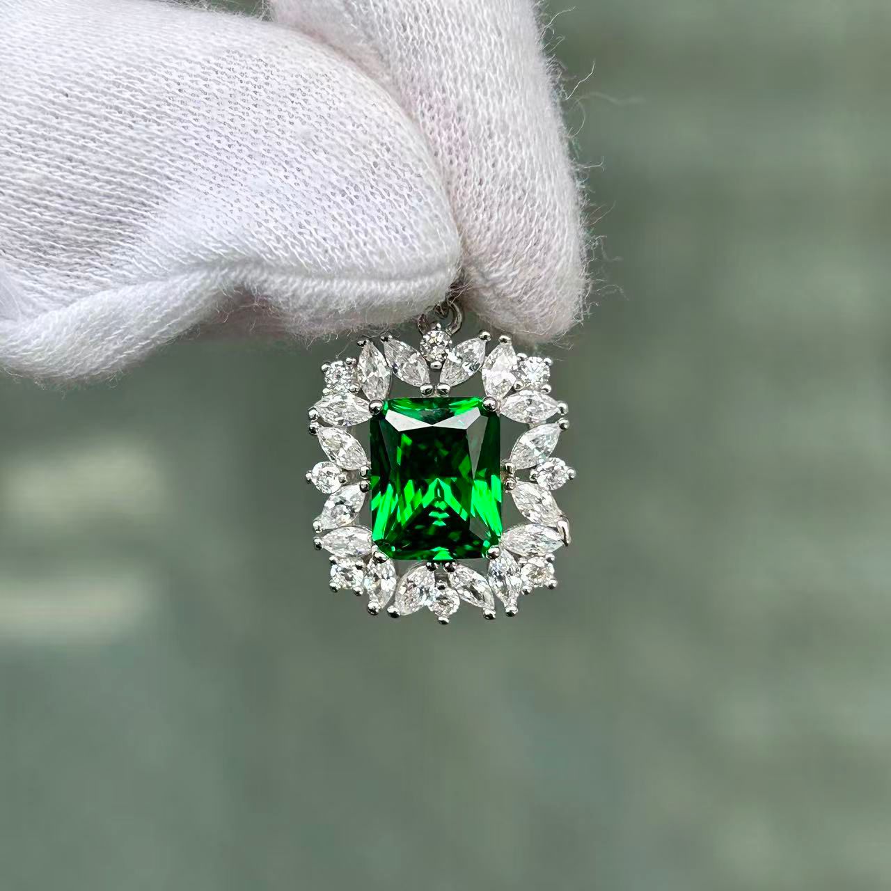 日本直送 綠尖晶銀項鍊【JS405】